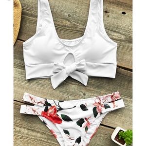 NWT Cupshe Lily Bud Tank Bikini Set